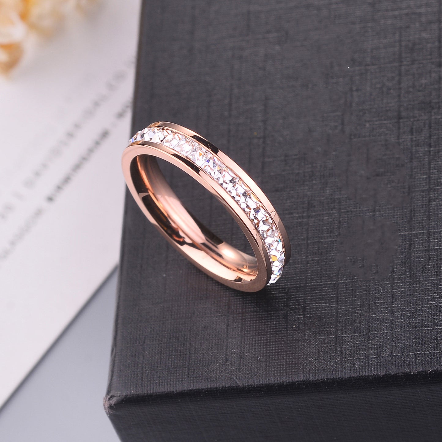 Eternal Elegance: Rose Gold-Plated Waterproof Ring