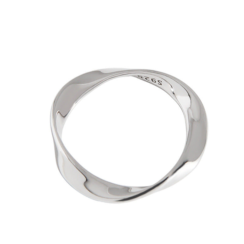 Minimalistischer Wellenring aus Sterlingsilber | Schlichter minimalistischer Silberring | Ring aus Sterlingsilber | Dünner, zarter Ring als Geschenk