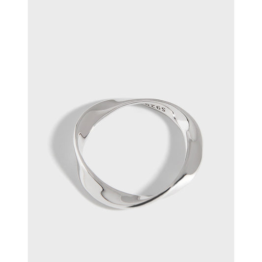 Minimalistischer Wellenring aus Sterlingsilber | Schlichter minimalistischer Silberring | Ring aus Sterlingsilber | Dünner, zarter Ring als Geschenk