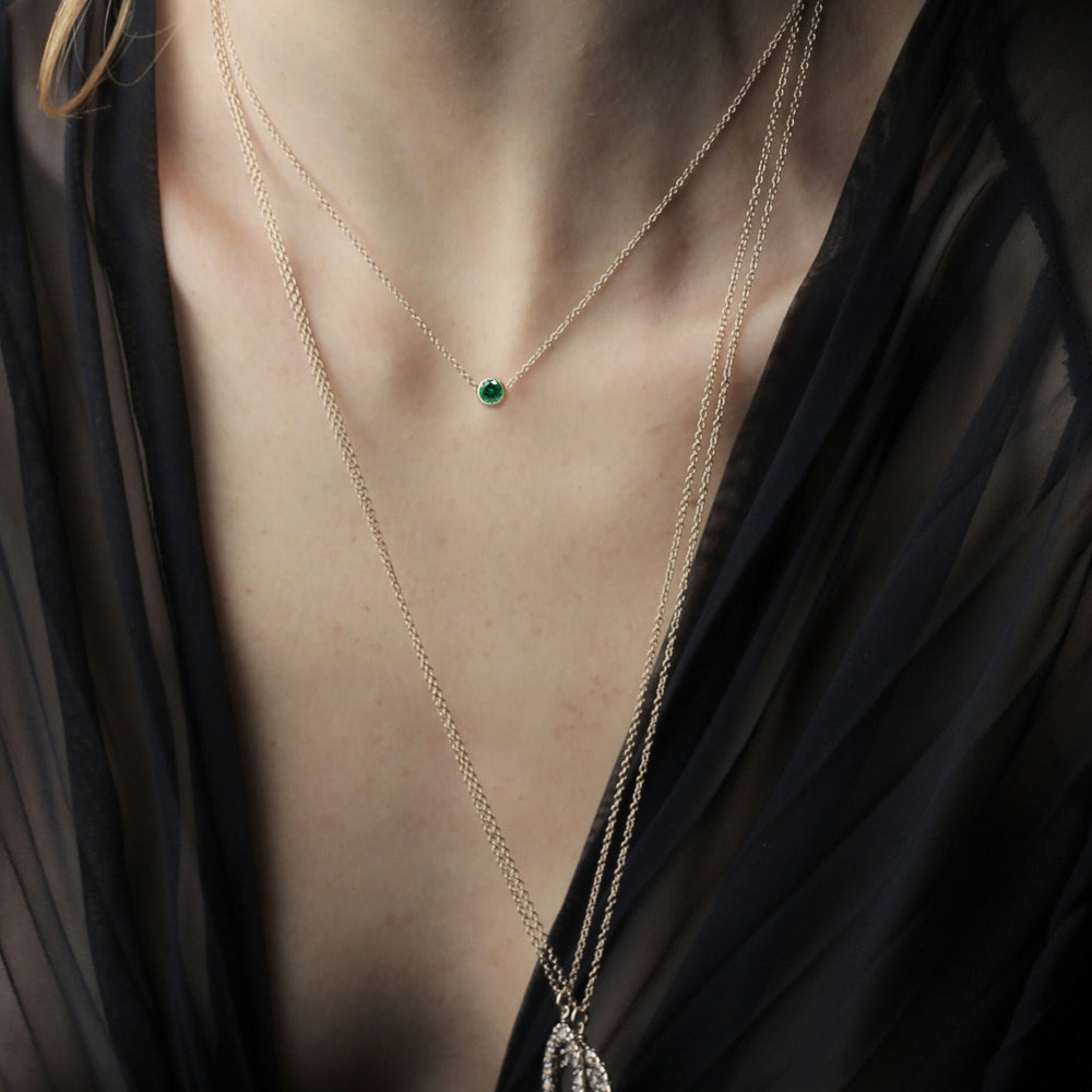 Elegante reeks: gepersonaliseerde geboortesteen bedelketting