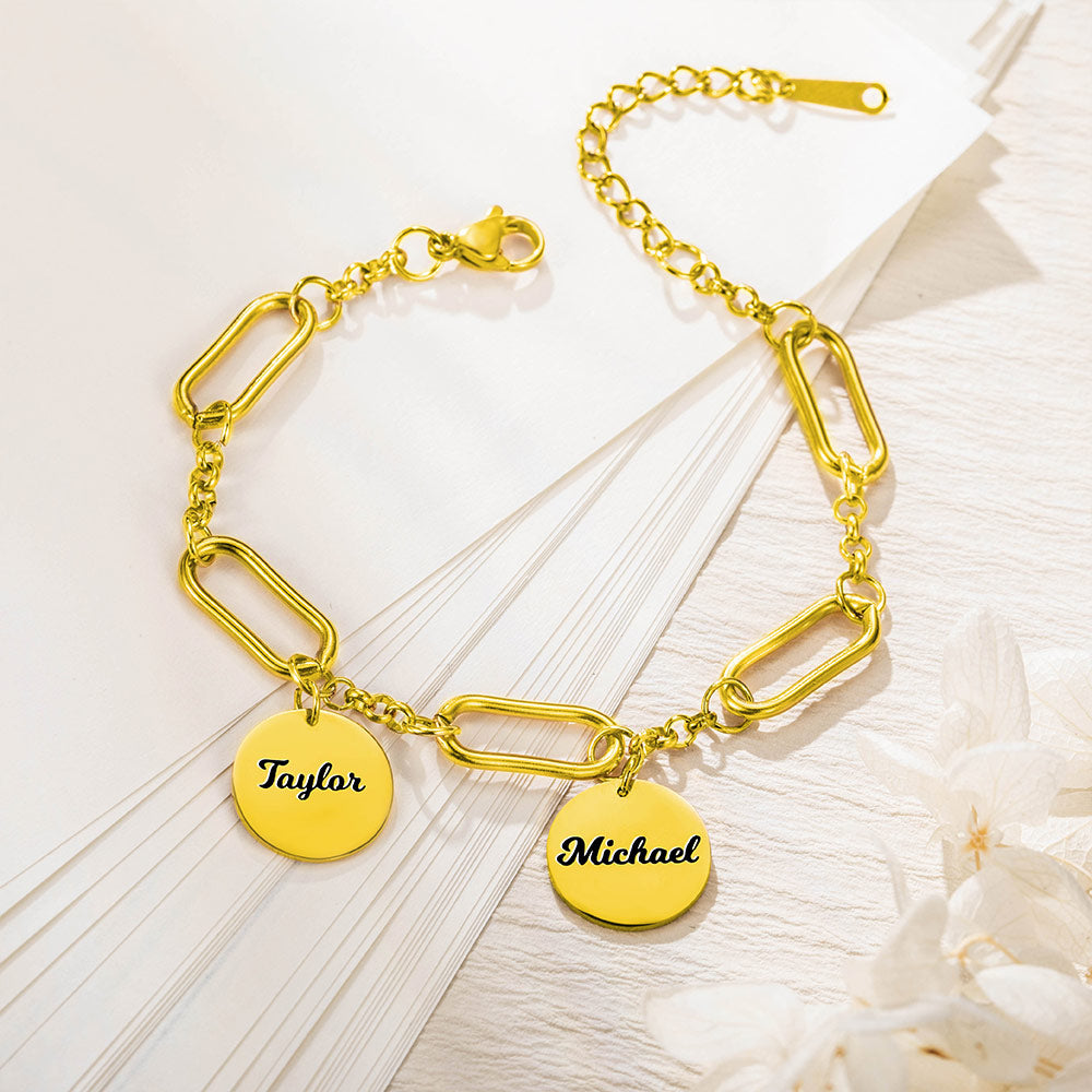 Cherished Bonds: Personalized Family Names Circular Bracelet